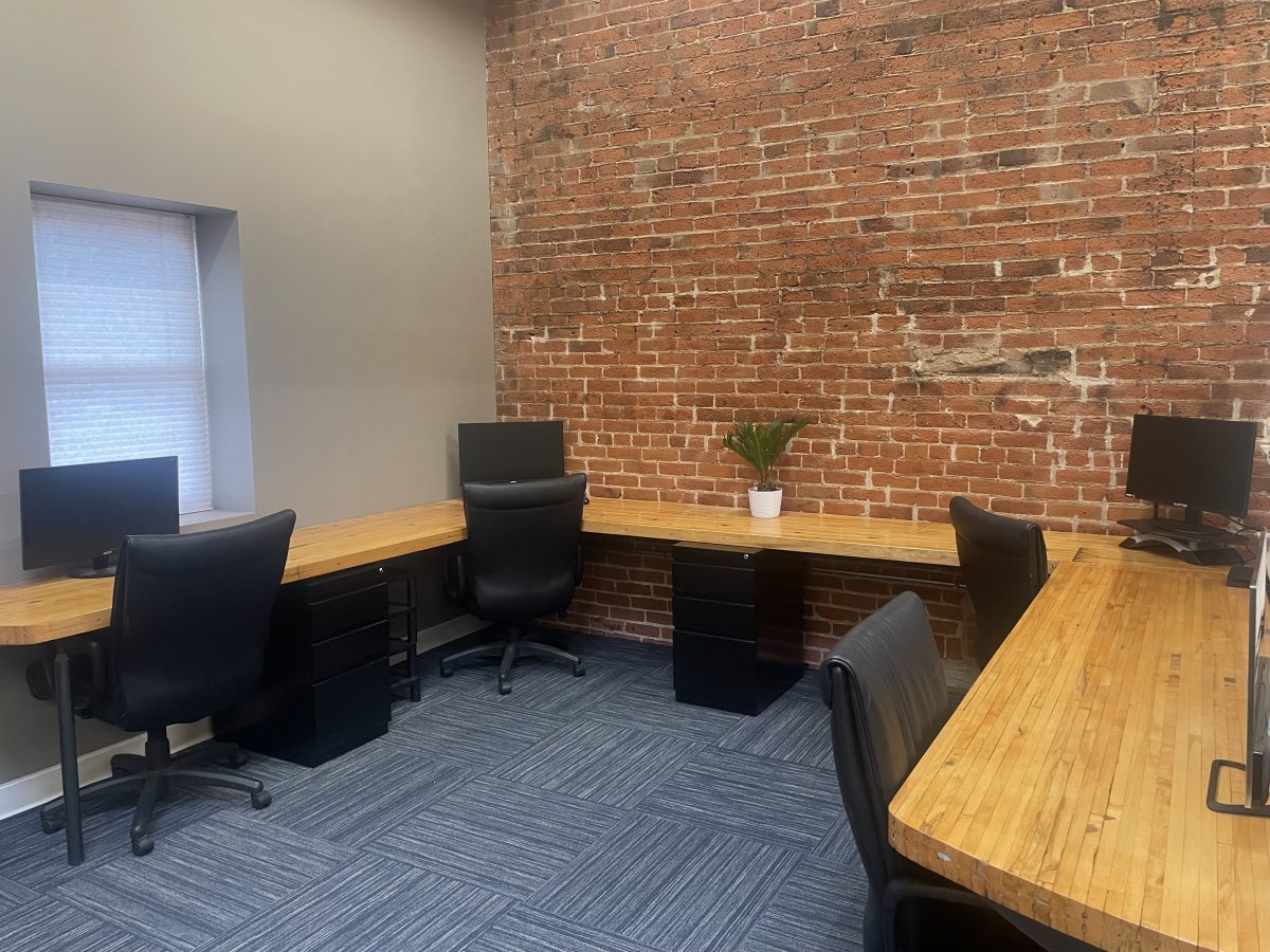 Group-or-Team-Work-Bay