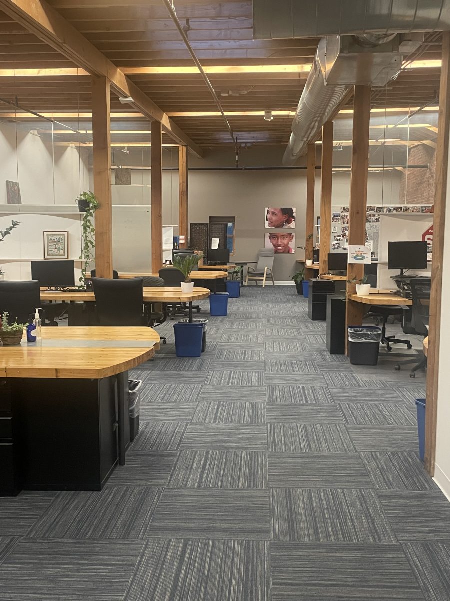 Indoor-length-view-photo-2